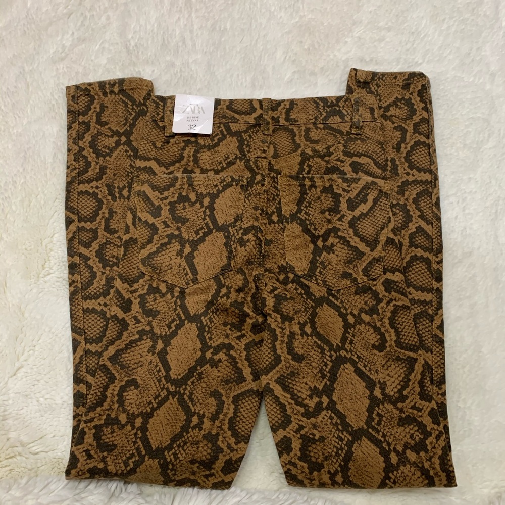 NWT Zara snake print jeans - Picture 2 of 3